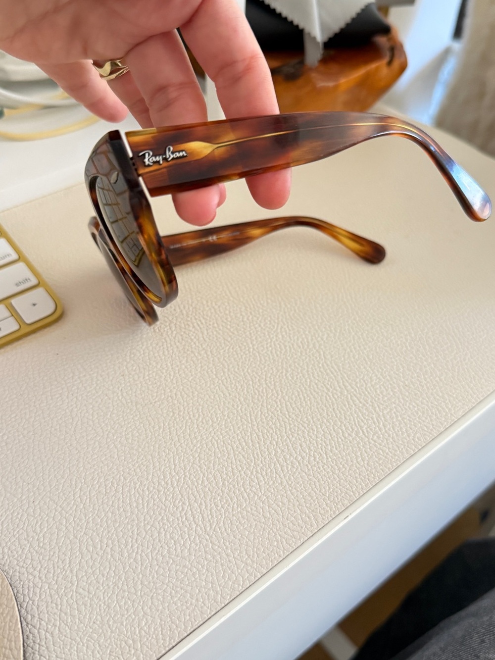 Havana Brown Ray-Ban Roundabout Polarized Sunglasses - Oversized Eyewear Glasses - Picture 14 of 17